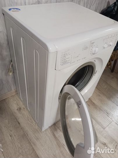 Стиральная машина indesit 6кг