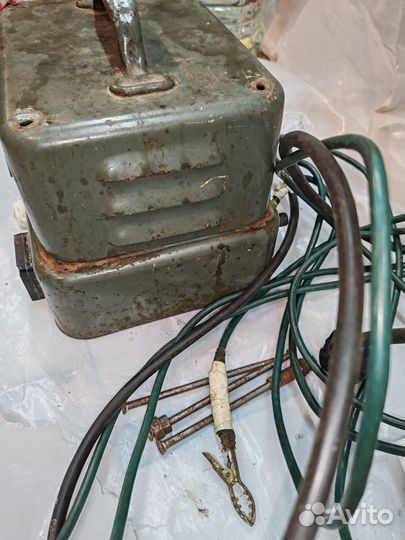 Зарядное устройство автомобильное ва-1 СССР 1968