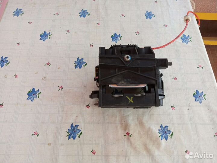 Замок багажника Мерседес W220