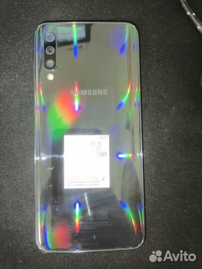 Samsung Galaxy A50, 4/64 ГБ