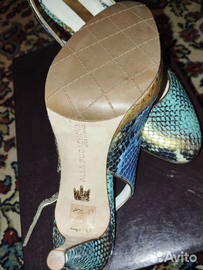 Туфли женские