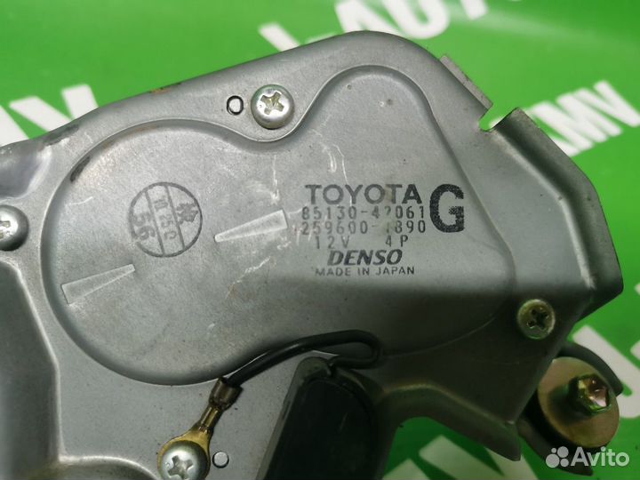 Моторчик стеклоочистителя Toyota RAV4