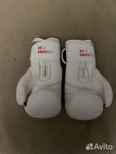 Боксерские перчатки clinch olimp 2.0 бело-красные