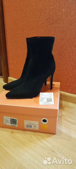 Ботинки дем. новые р.39