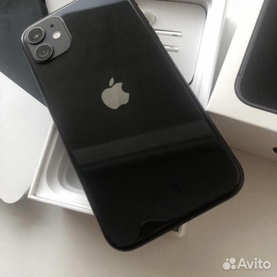 iPhone 11, 64 ГБ