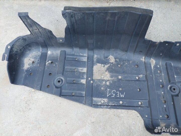 Защита топливного бака Nissan Elgrand ME51 VQ25DE