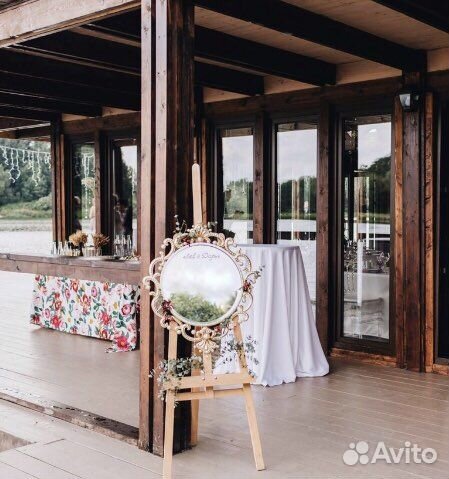 Зеркало диаметр 60 см без надписей с мольбертом