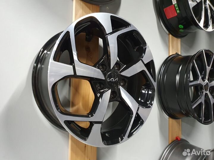 Диски R17 на Kia Sportage