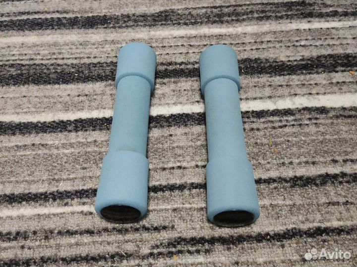 Набор гантелей