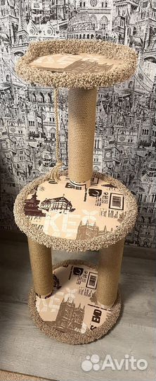 Когтеточка столбик для кошки с лежанкой