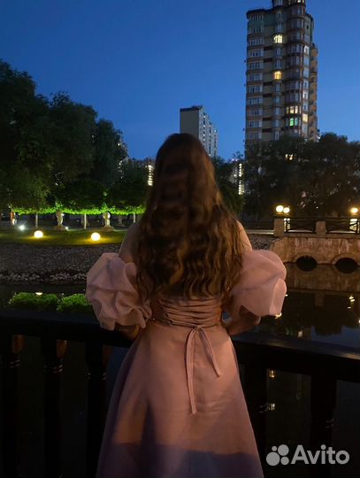 Вечернее платье