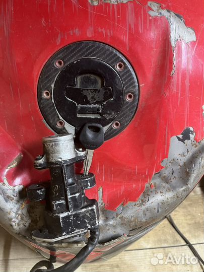 Suzuki gsxr600 замок зажигания