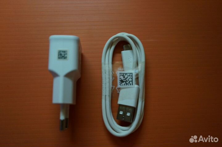 Сетевое зарядное устройство Samsung