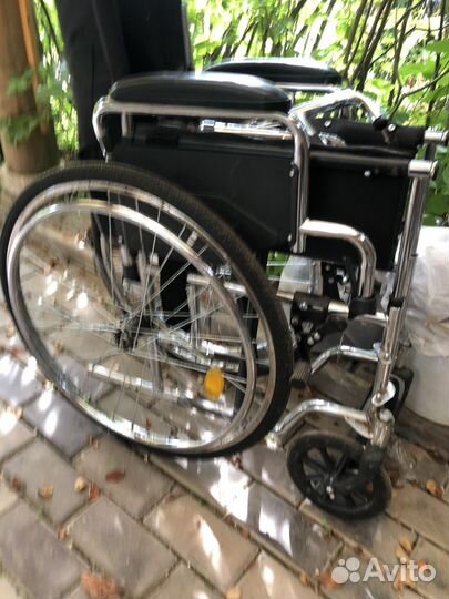 Инвалидная коляска складная бу