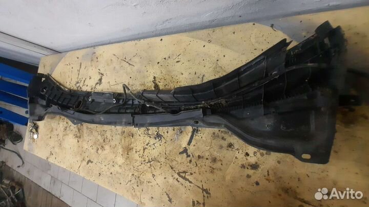 Жабо под дворники mazda cx-7