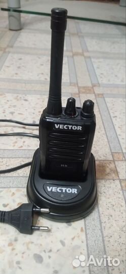 Рация Vector vt 44