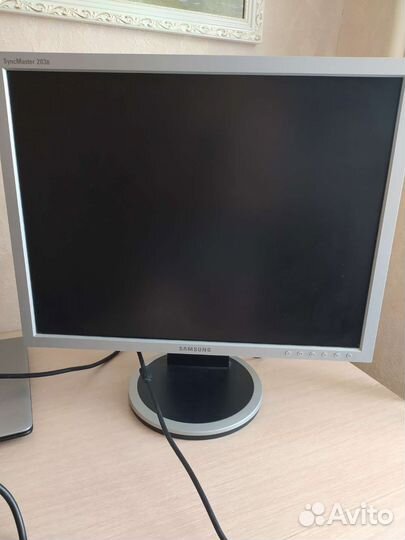Монитор Samsung SyncMaster 203b
