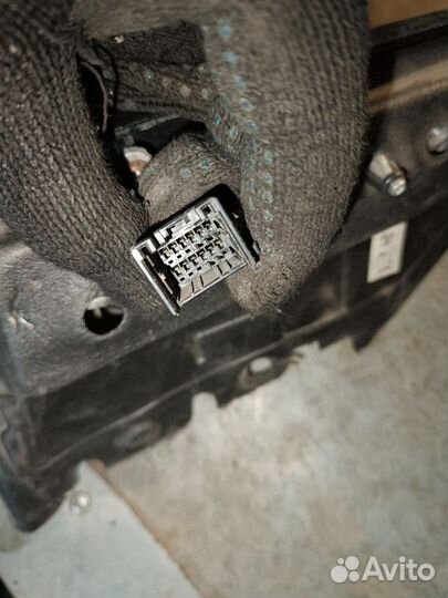 Зеркало левое Ssang Yong Actyon Sport Донор