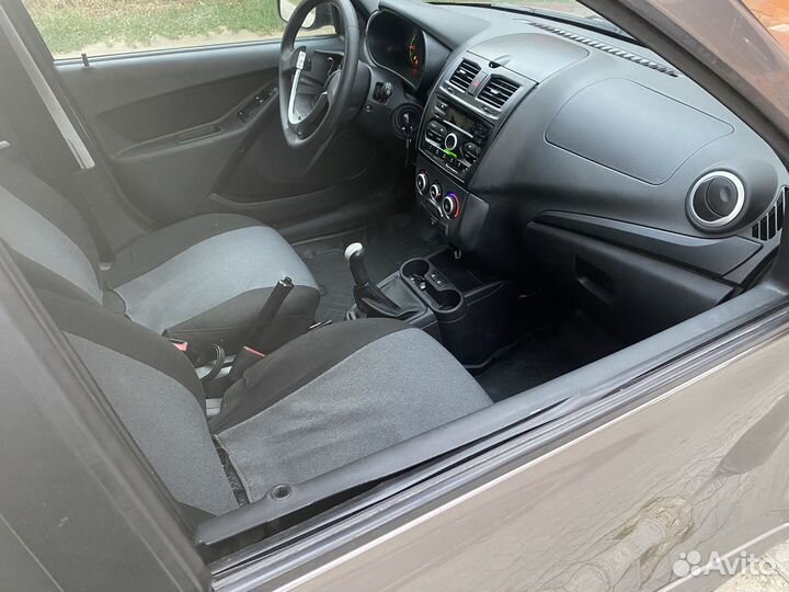 LADA Granta 1.6 МТ, 2015, битый, 200 000 км