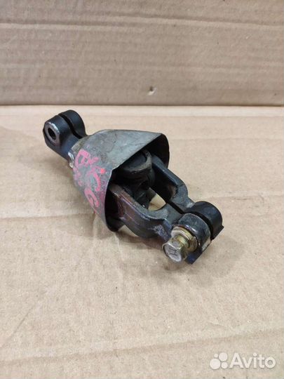 Крестовина рулевая Toyota altezza