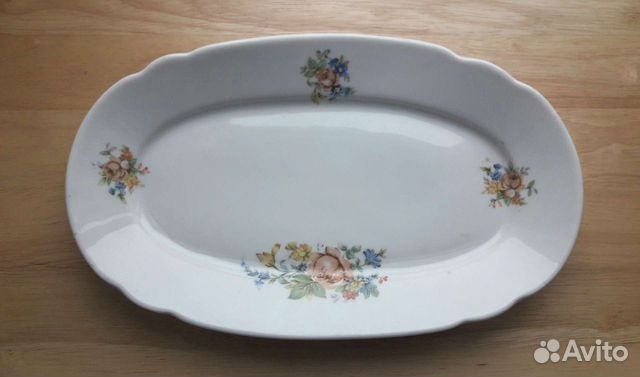 Блюдо фарфор