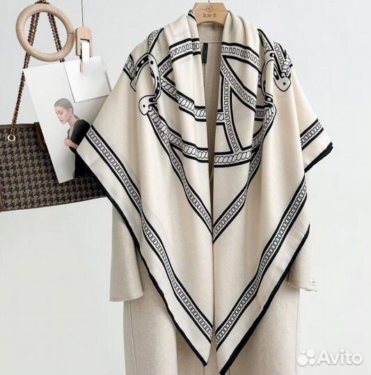 Кашемировая шаль Hermes черная