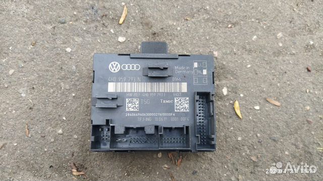 Блок комфорта левой двери 7P Touareg 10-18