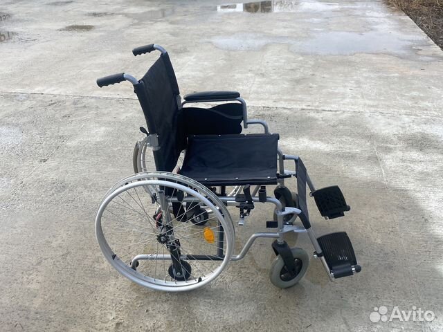 Коляска инвалидная новая