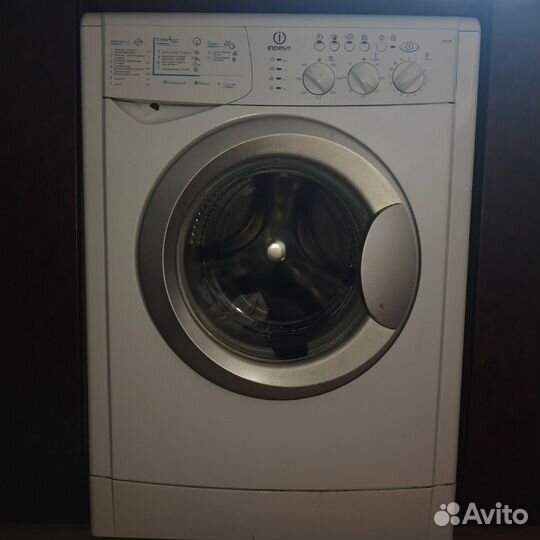 Стиральная машина indesit
