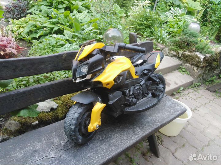 Детский мотоцикл на аккумуляторе