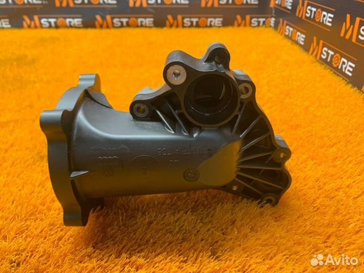 Помпа Audi A8 4E/D3 BVJ 2008