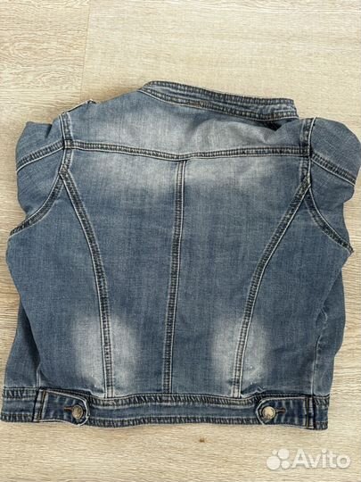 Джинсовая куртка