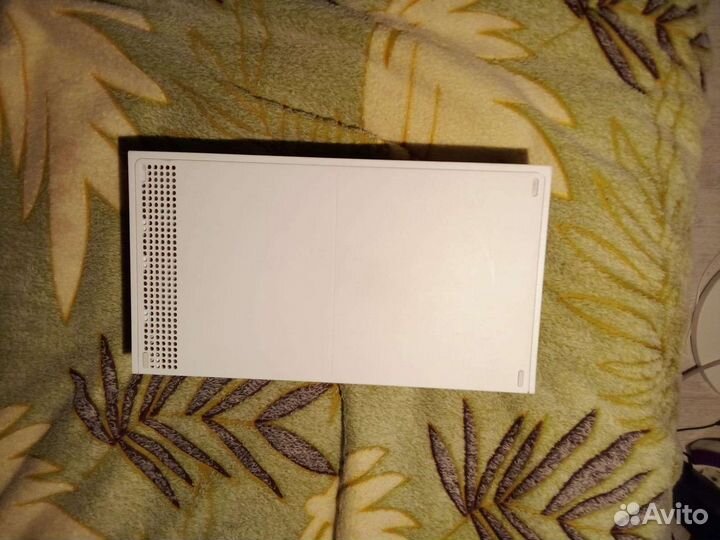 Геймпад xbox one s и джойстик