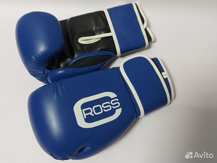 Боксерские перчатки