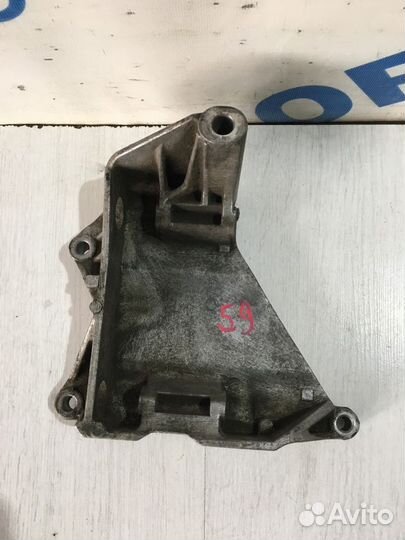 Кронштейн генератора volkswagen touareg I рест. 2