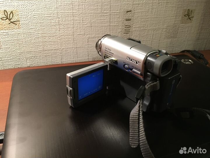 Видеокамера sony DCR-TPV33E