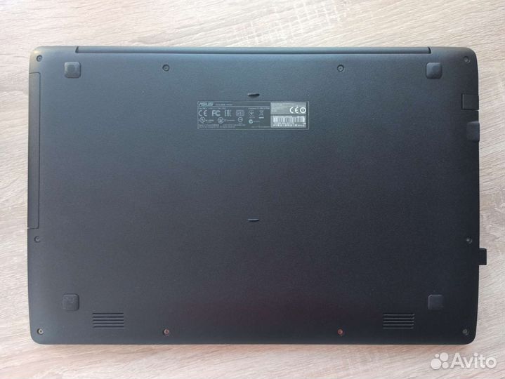Ноутбук Asus Intel/SSD 256/8Gb