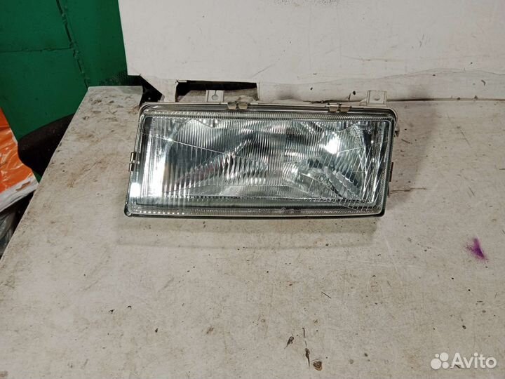 Фара левая Skoda Felicia Новая hella
