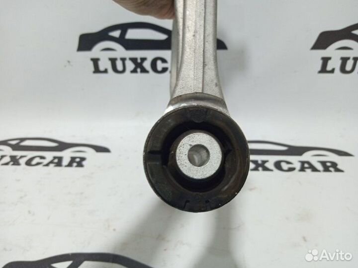 Верхний передний рычаг с шаровой передний левый