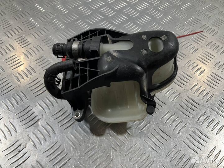 Бачок расширительный Mercedes-Benz S-Класс