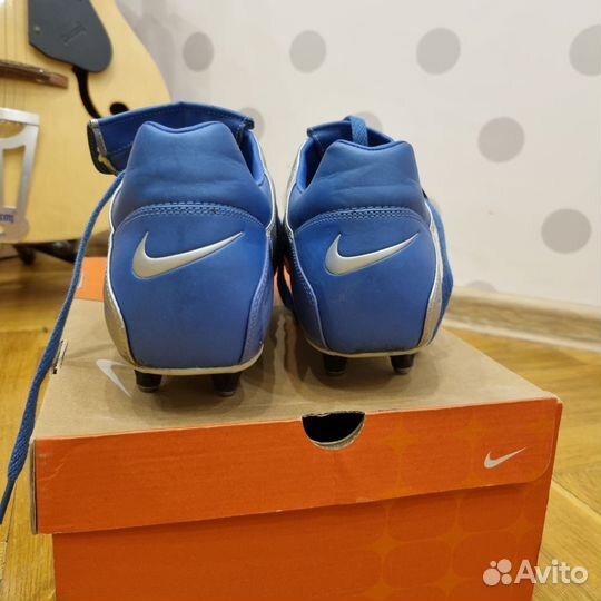 Футбольные бутсы nike totalissimo 43