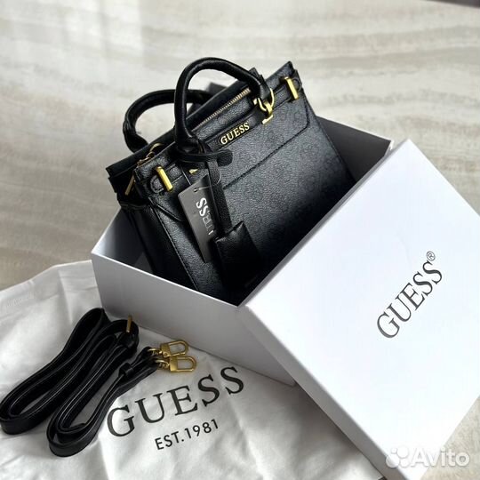 Сумка guess