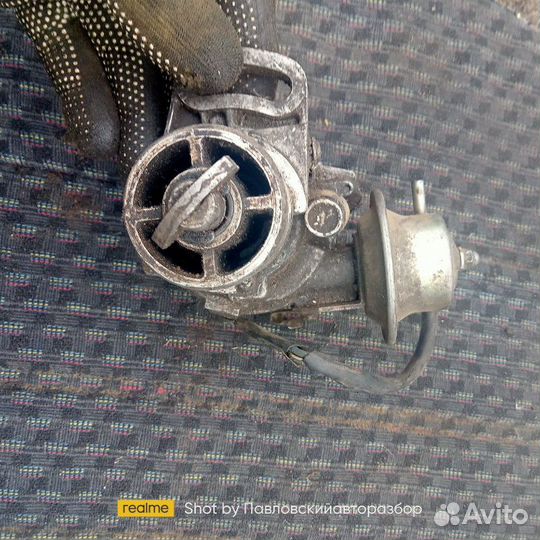 Трамблер Mazda 323 E5