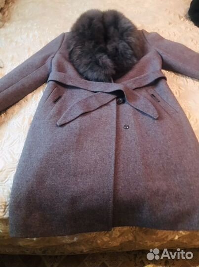 Продаю пальто