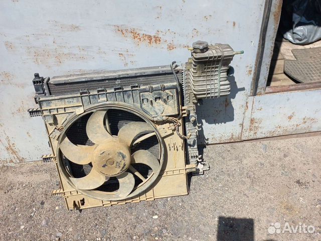 Мерседес Вито(638) диффузор вентилятор