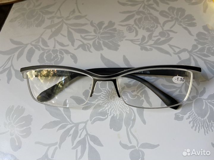 Очки с диоптриями -1,5, новые