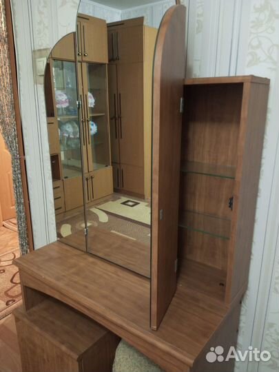 Трюмо трельяж с зеркалом бу