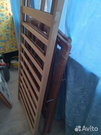 Продам детскую кроватку