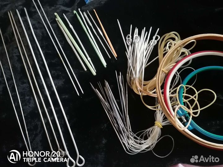 Спицы и крючки для вязания