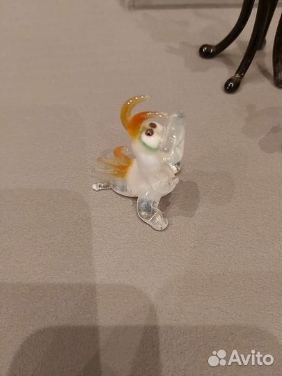 Статуэтки из стекла